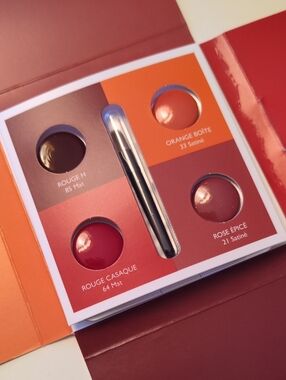 Hermès Paris L'orange Passe Au Rouge Orange Turns Red Lipstick Samples New